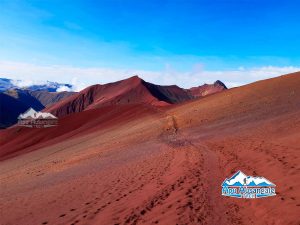 rainbow-mountain-path-by-red-valley-Apu-Ausangate-Trek